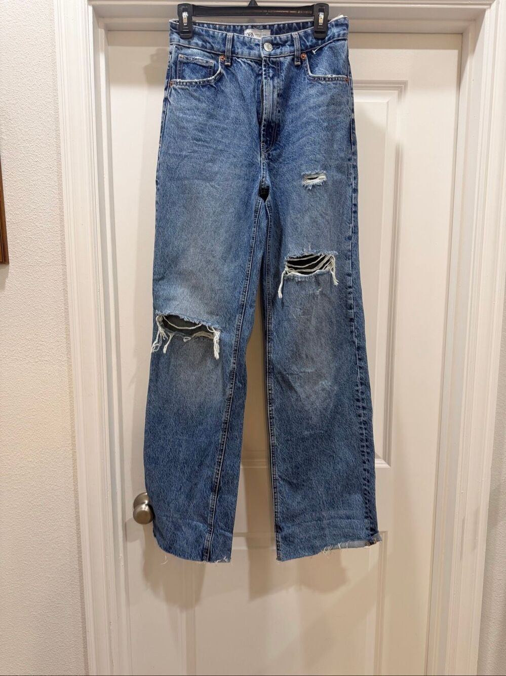 Zara High Rise Distressed Wide Leg Straight Blue Denim Jeans Size 4 US / 36 EU